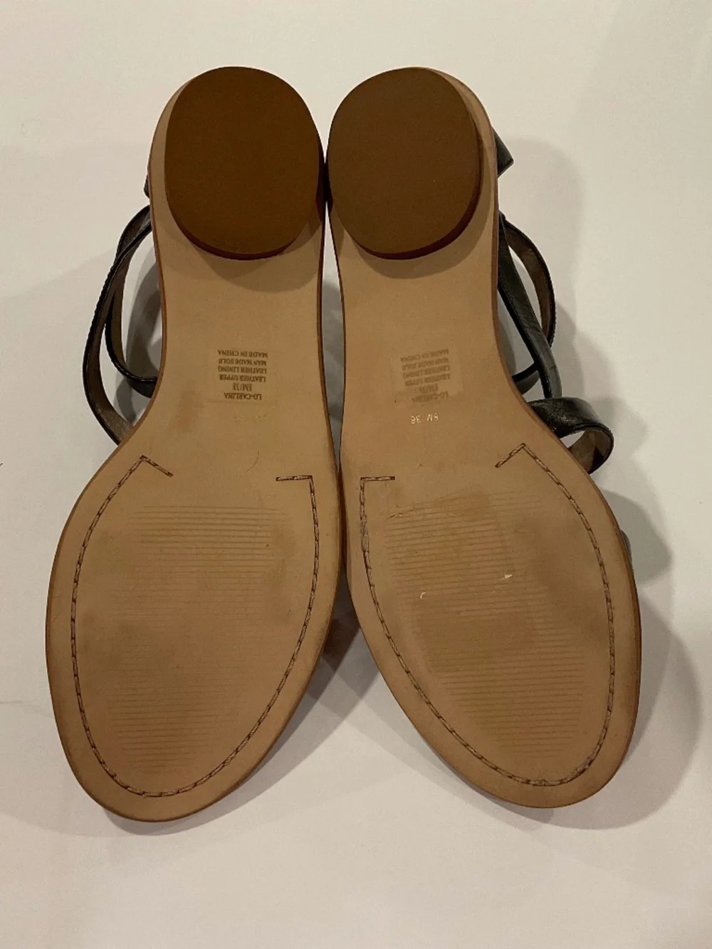 LOUISE ET CIE Lo Carlina Black Double Strap Flat Leather Sandal Size 8
